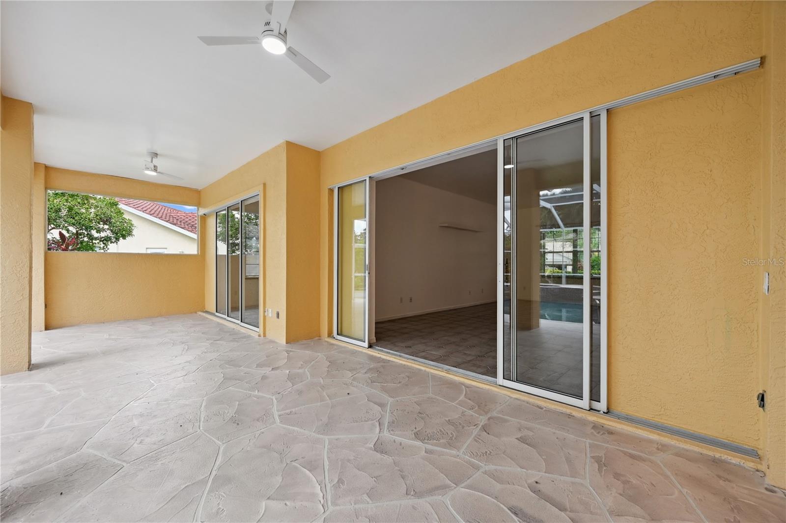 Image 30 of 42 For 11810 Woodshire Circle