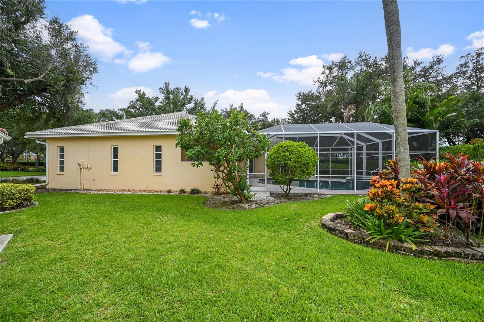 Image 36 of 42 For 11810 Woodshire Circle