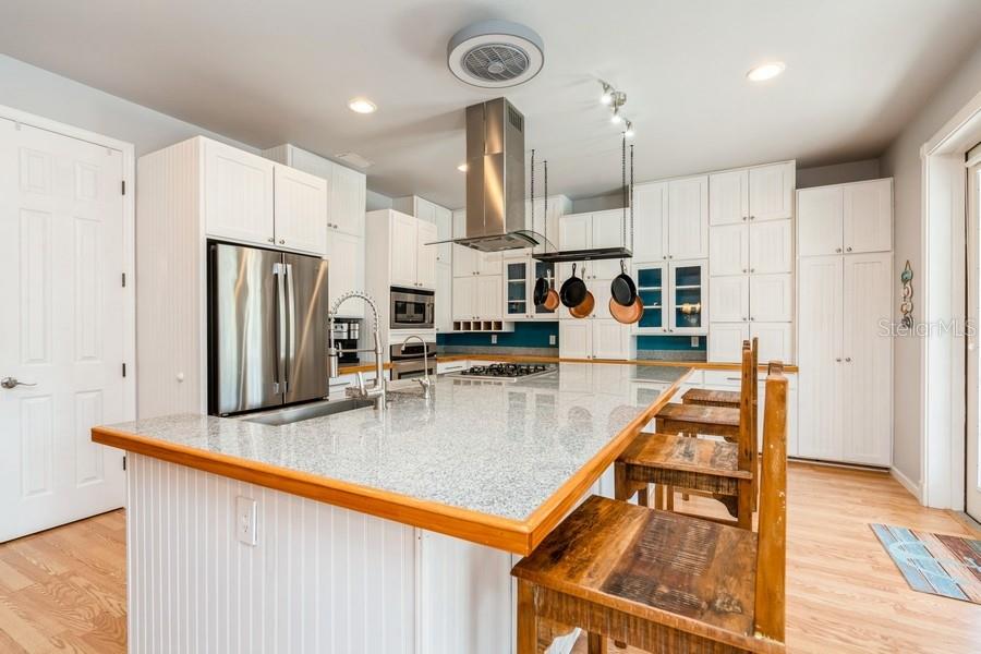 Image 9 of 36 For 7424 Acorn Boulevard