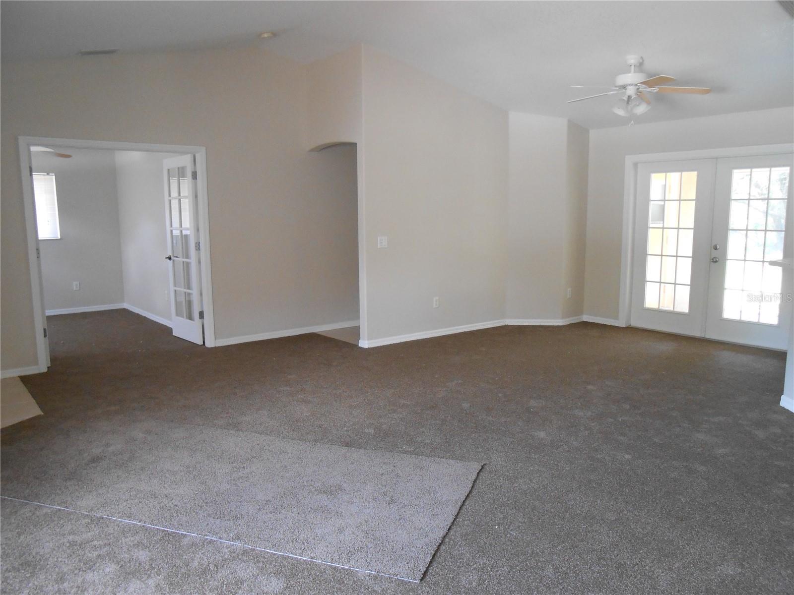 Image 4 of 12 For 4691 Luther Avenue