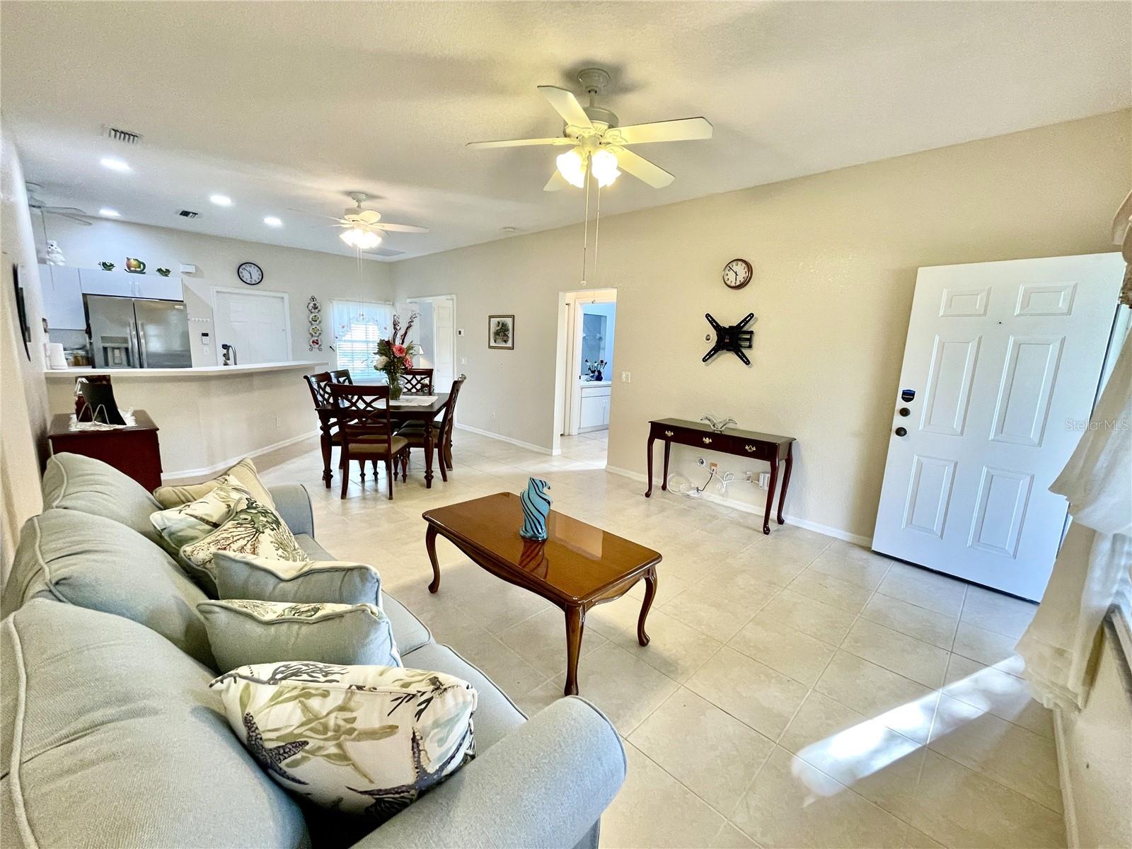 Image 11 of 70 For 1431 Red Oak Lane