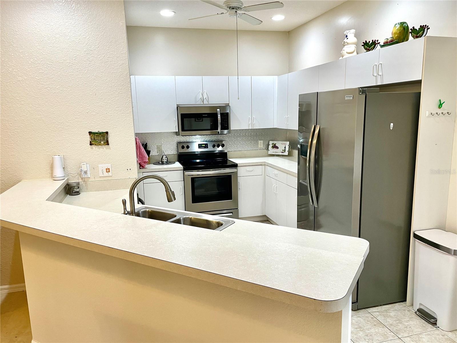 Image 18 of 70 For 1431 Red Oak Lane