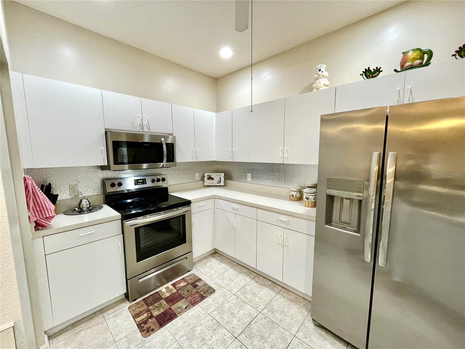 Image 19 of 70 For 1431 Red Oak Lane