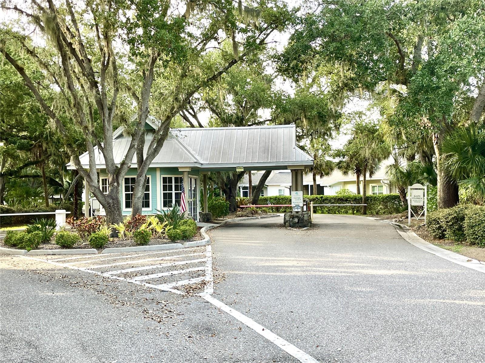 Image 3 of 70 For 1431 Red Oak Lane