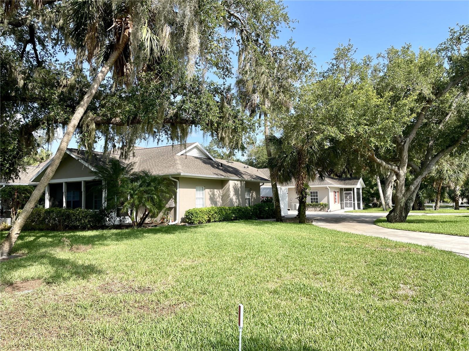 Image 5 of 70 For 1431 Red Oak Lane