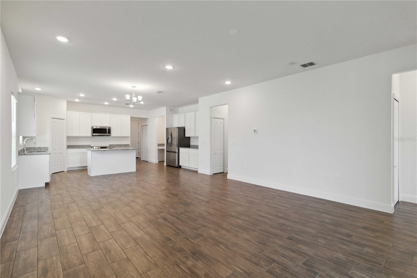 Image 11 of 43 For 16824 Canopy Garden Drive