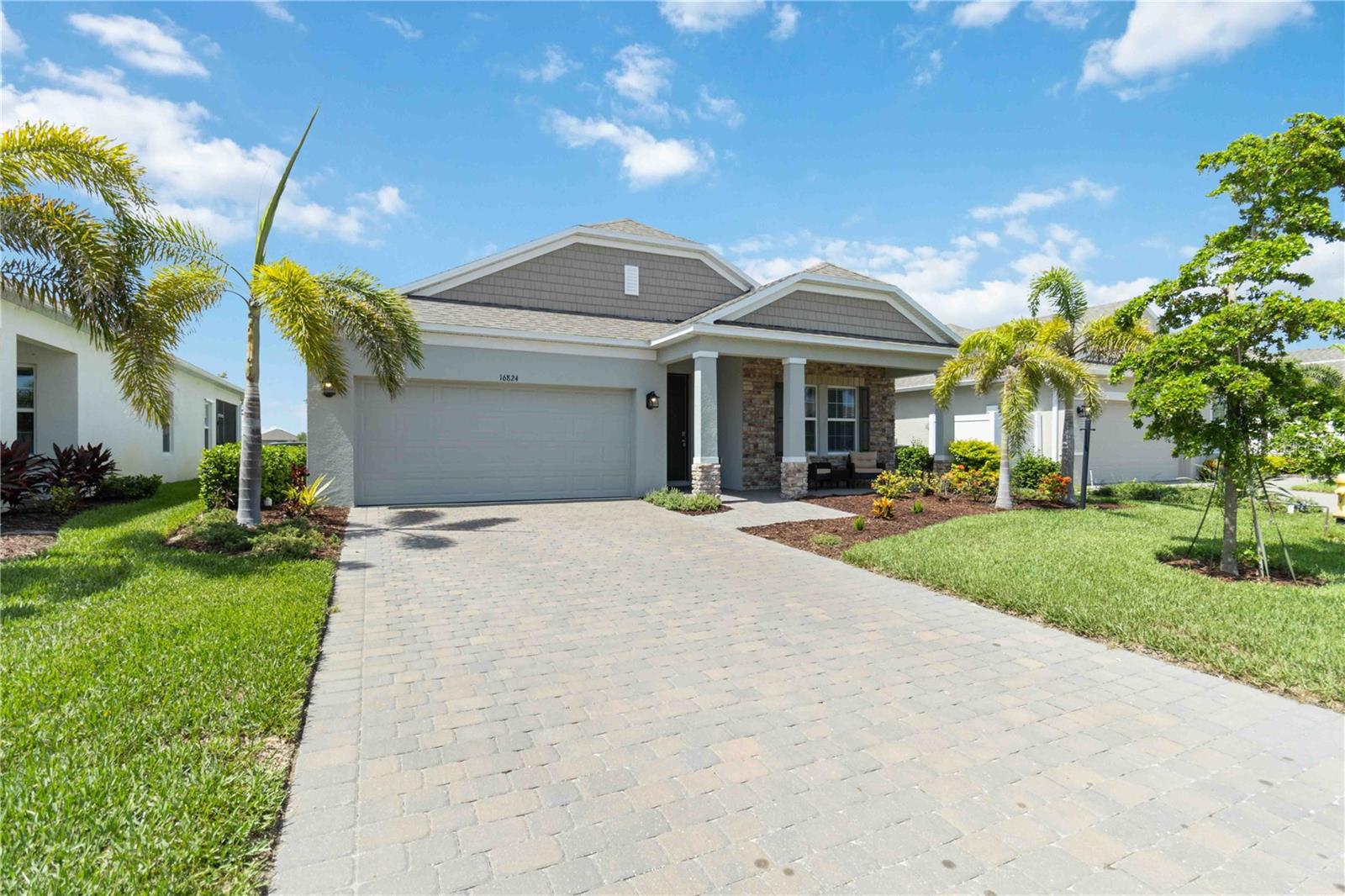 Image 3 of 43 For 16824 Canopy Garden Drive