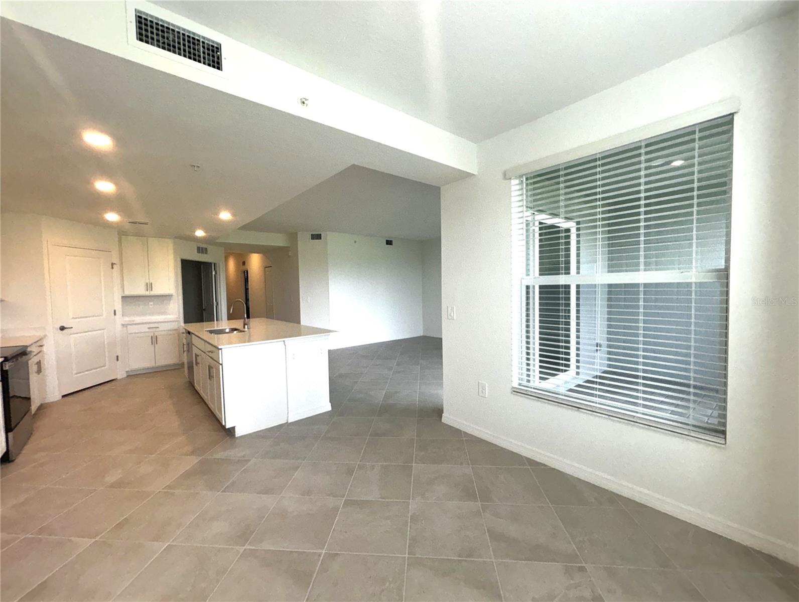 Image 8 of 42 For 12470 Wellen Golf Street 203