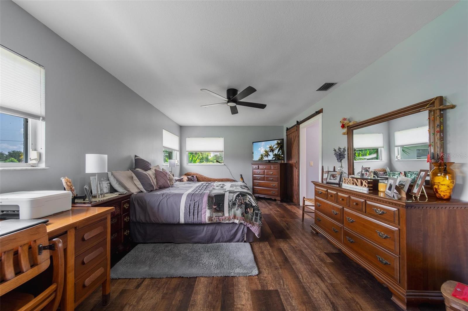 Image 18 of 55 For 405 Ridgecrest Drive