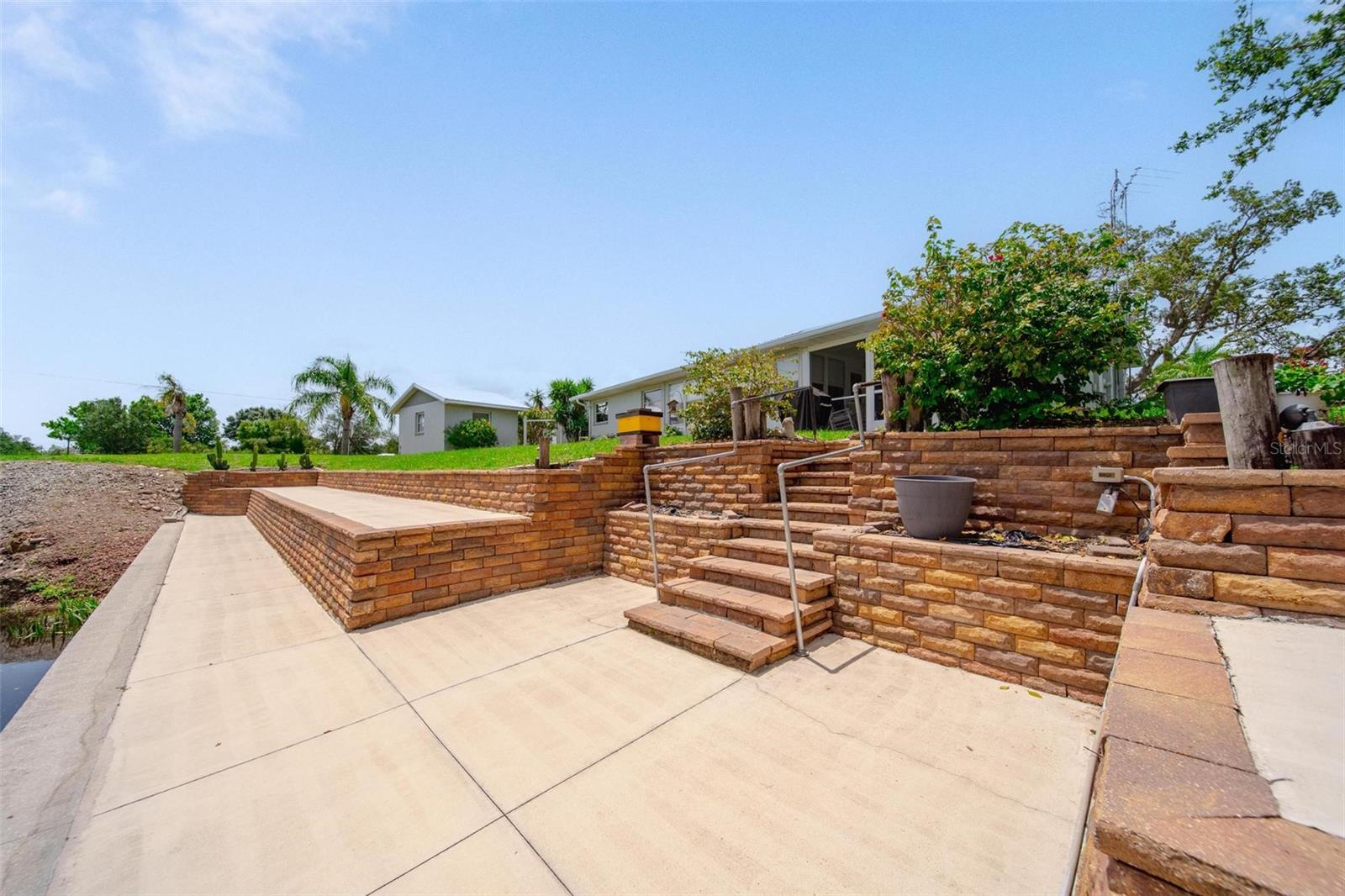 Image 31 of 55 For 405 Ridgecrest Drive