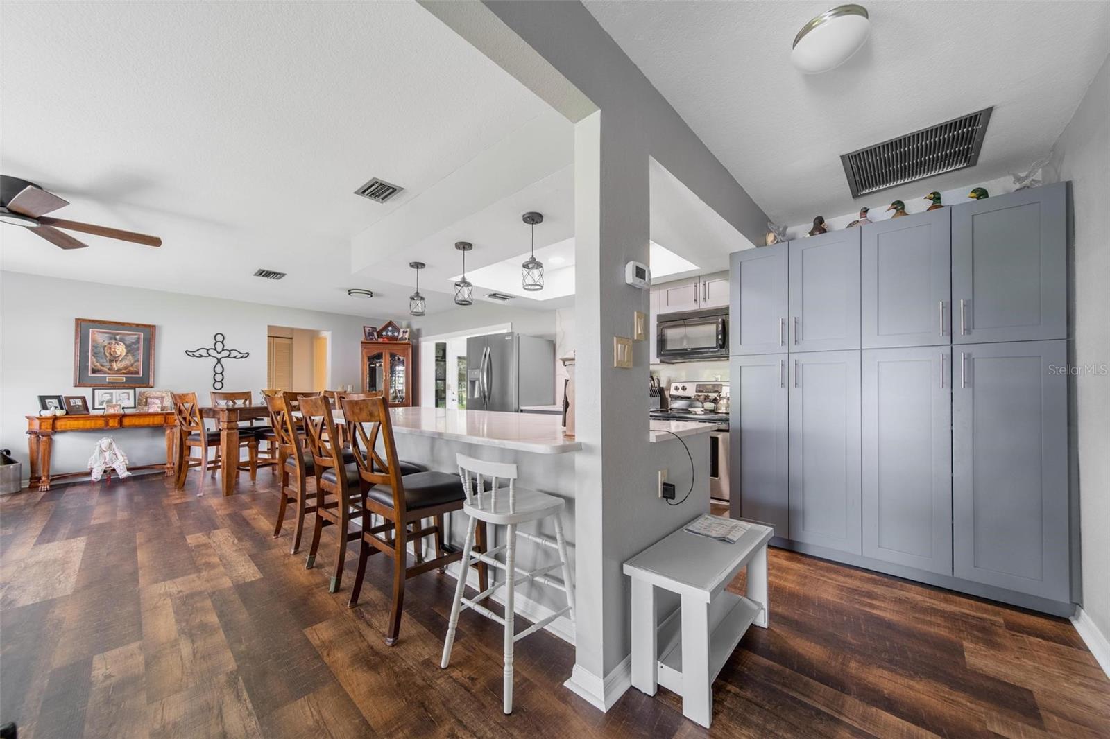 Image 41 of 55 For 405 Ridgecrest Drive
