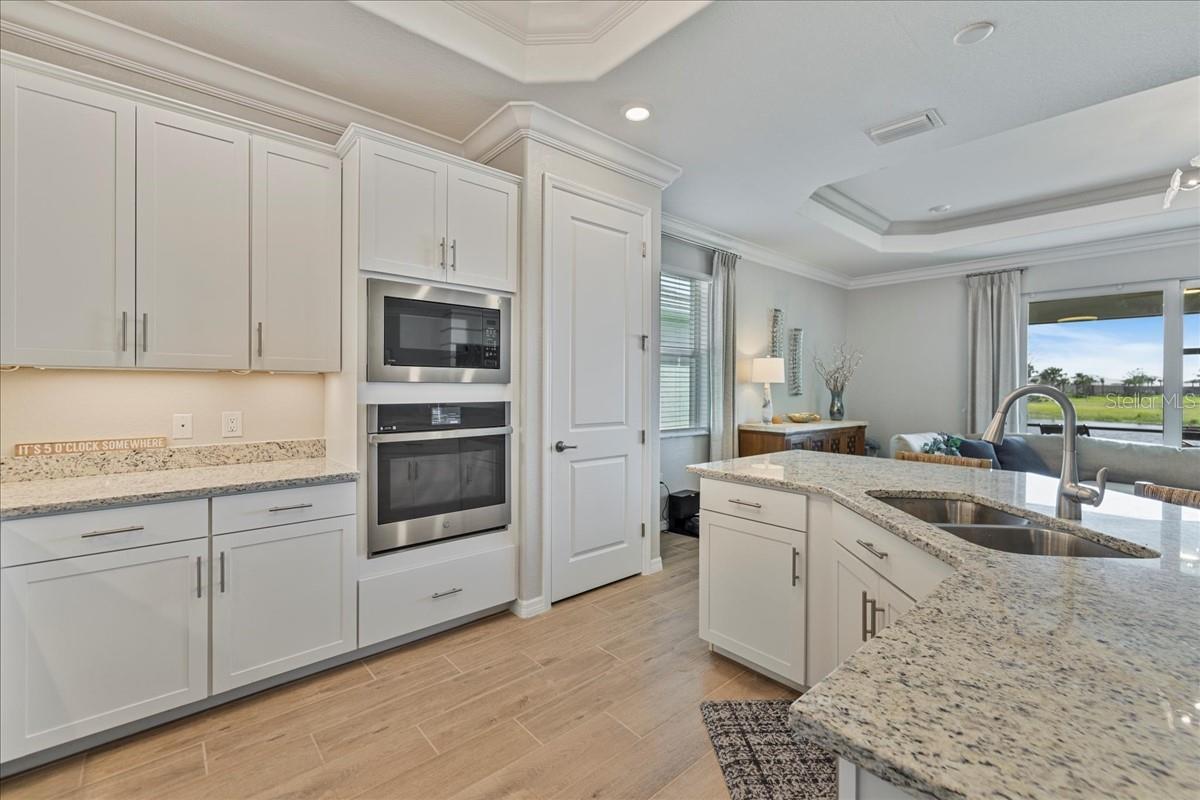 Image 14 of 42 For 15039 Black Cherry Way
