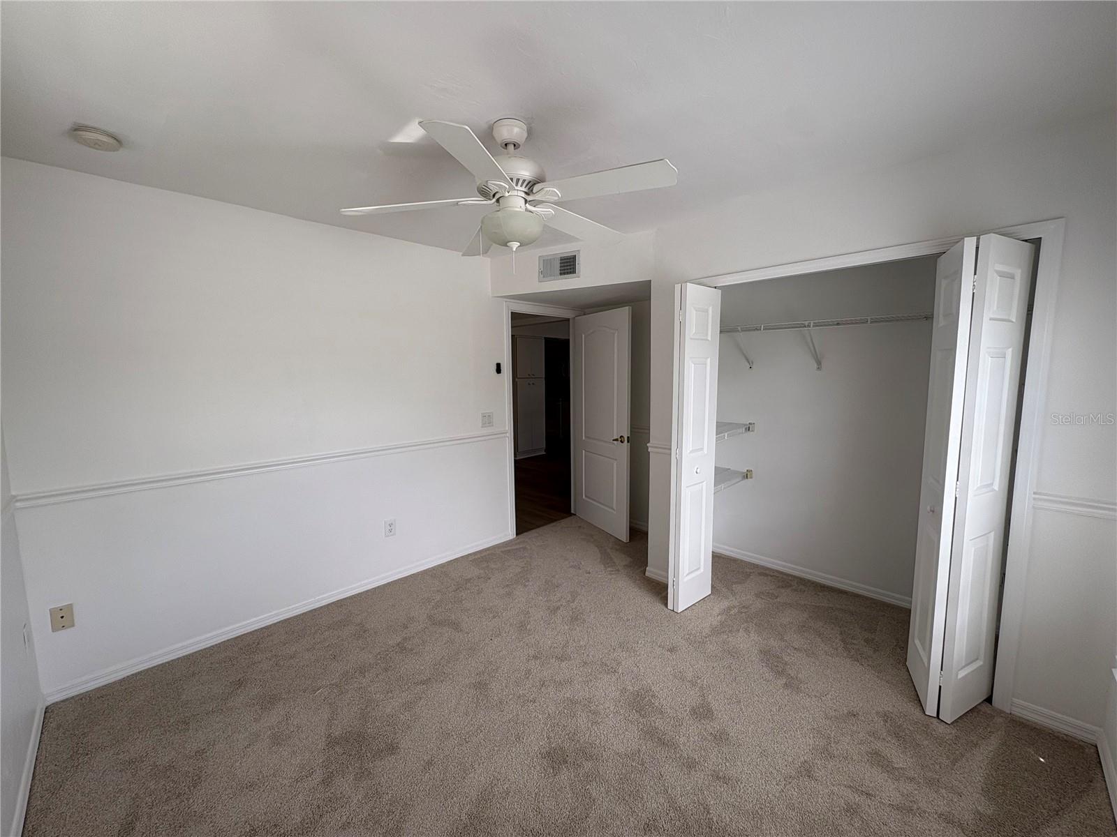 Image 13 of 32 For 11644 Egret Circle 1901