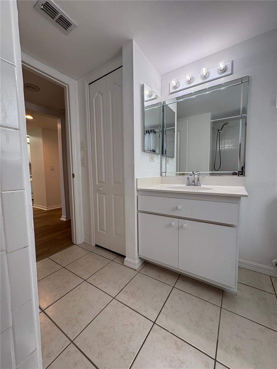 Image 16 of 32 For 11644 Egret Circle 1901