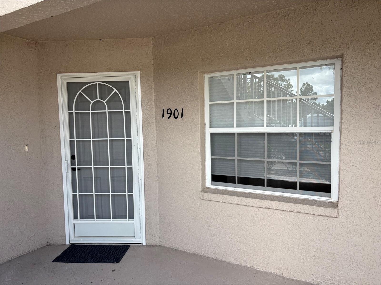Image 2 of 32 For 11644 Egret Circle 1901