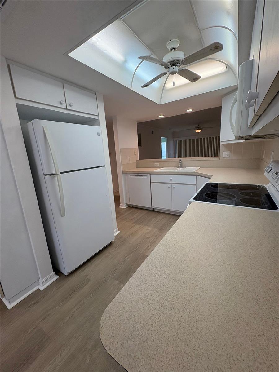Image 7 of 32 For 11644 Egret Circle 1901