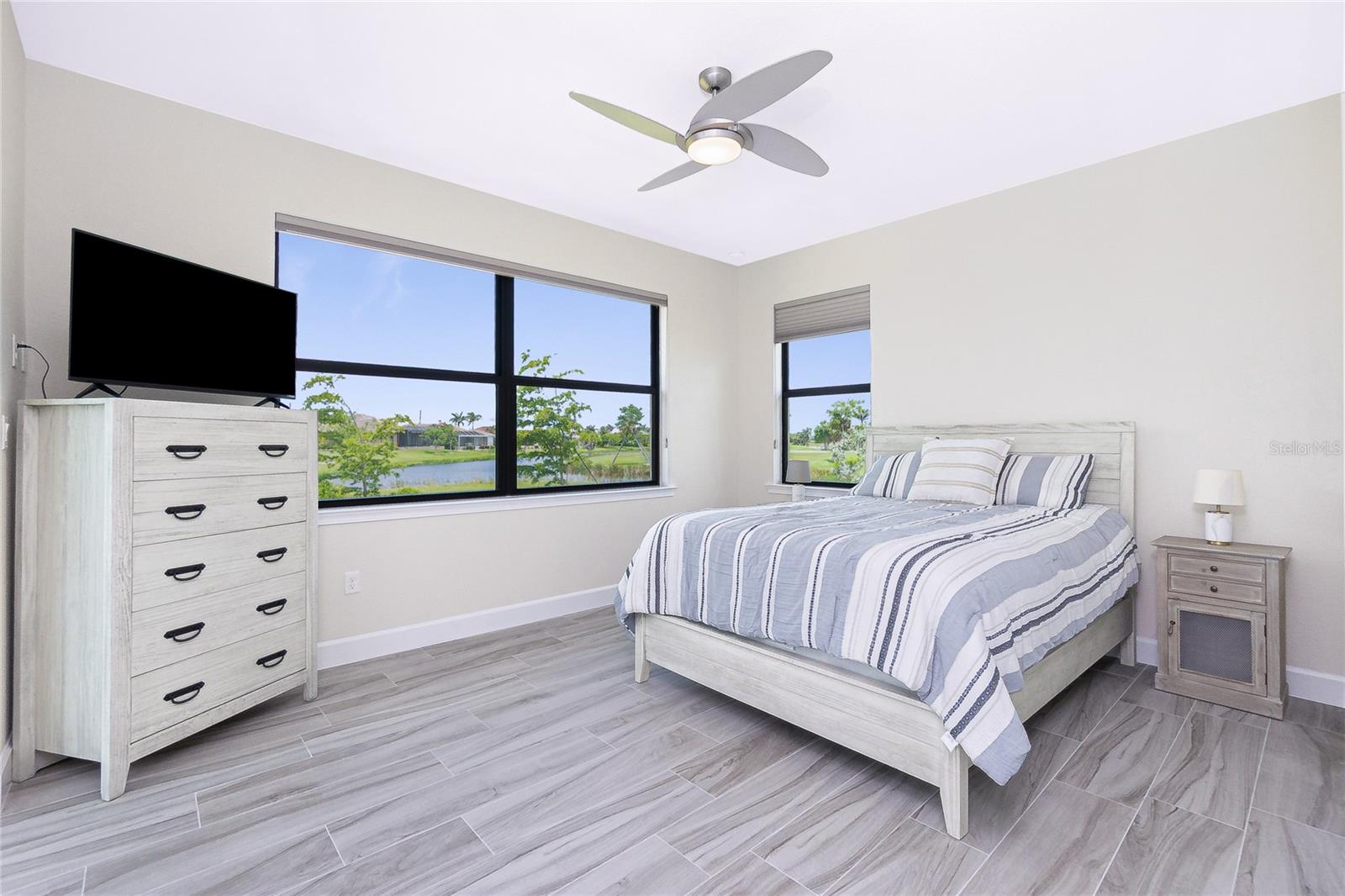 Image 23 of 61 For 609 Monaco Drive