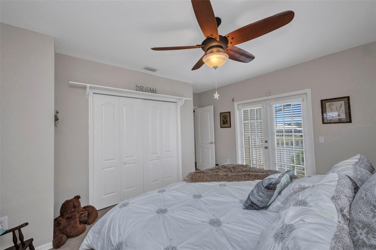 Image 53 of 99 For 250 Freeport Court