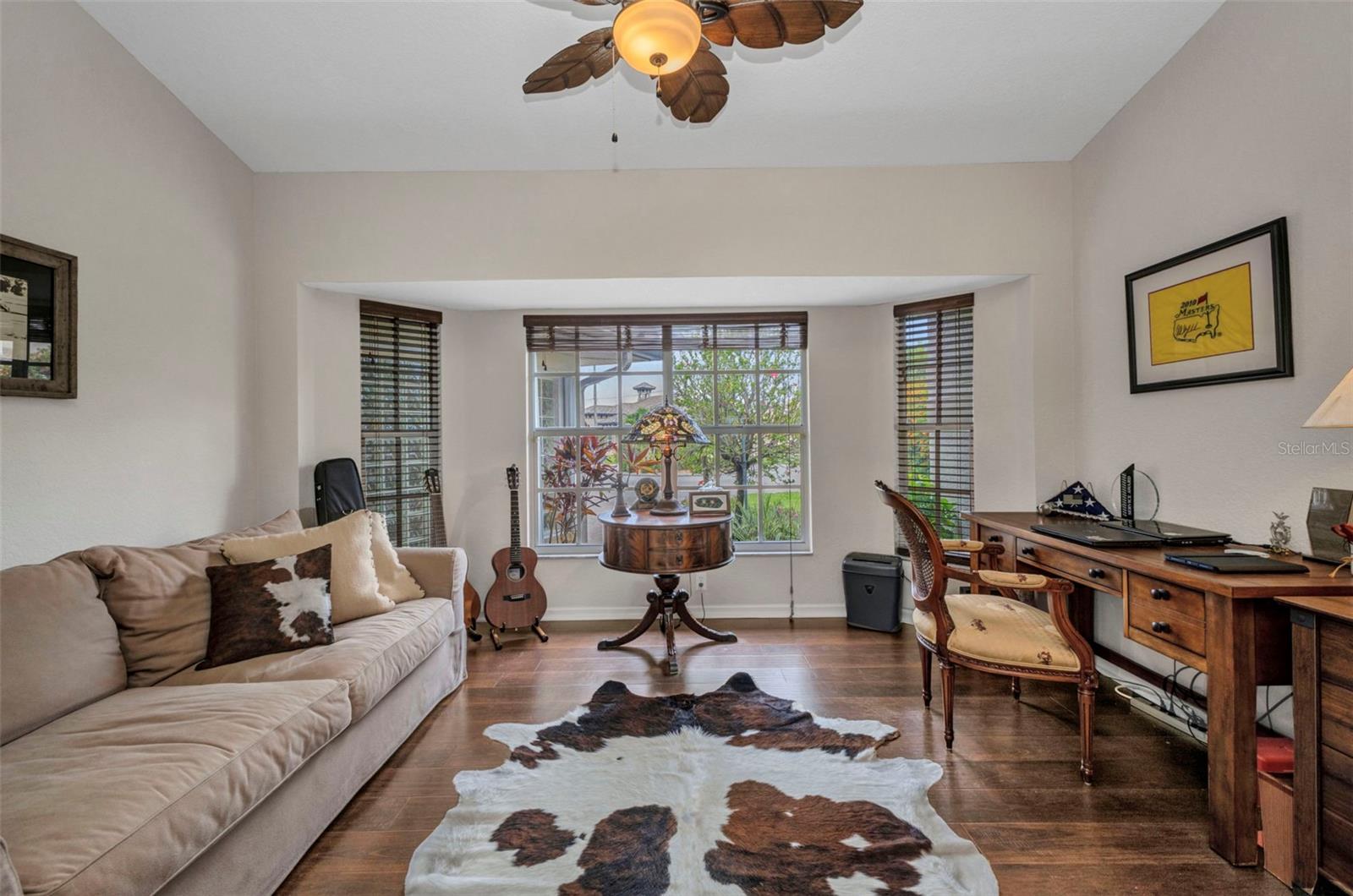 Image 8 of 99 For 250 Freeport Court