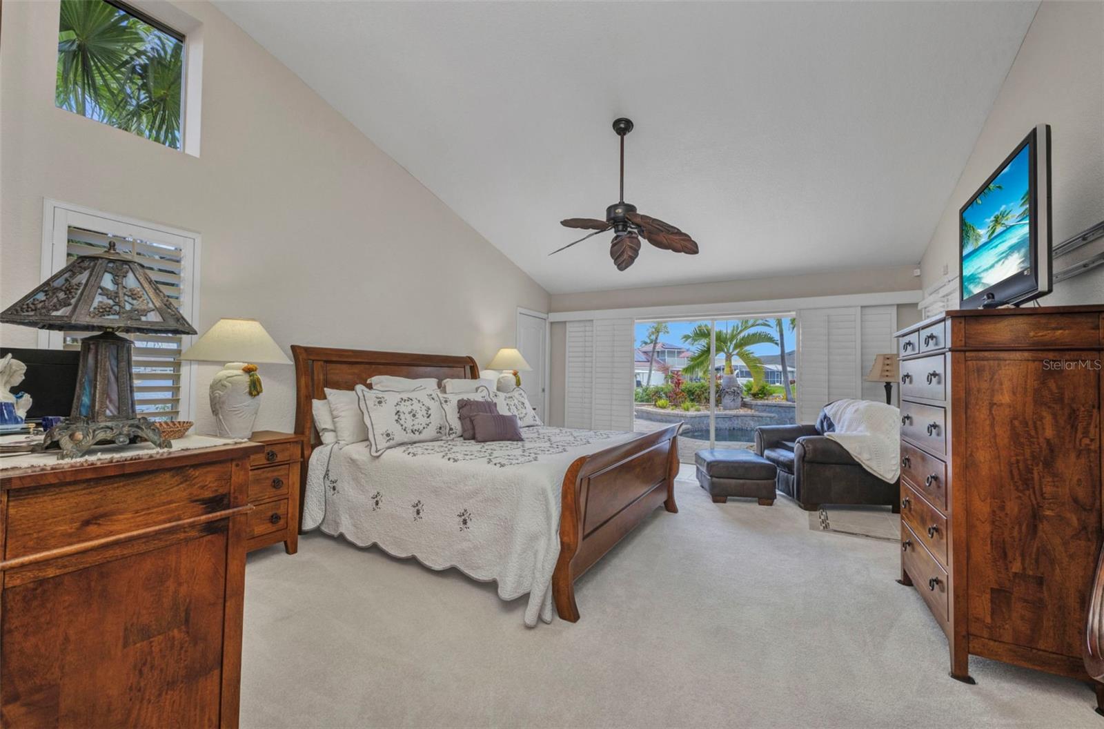 Image 9 of 99 For 250 Freeport Court