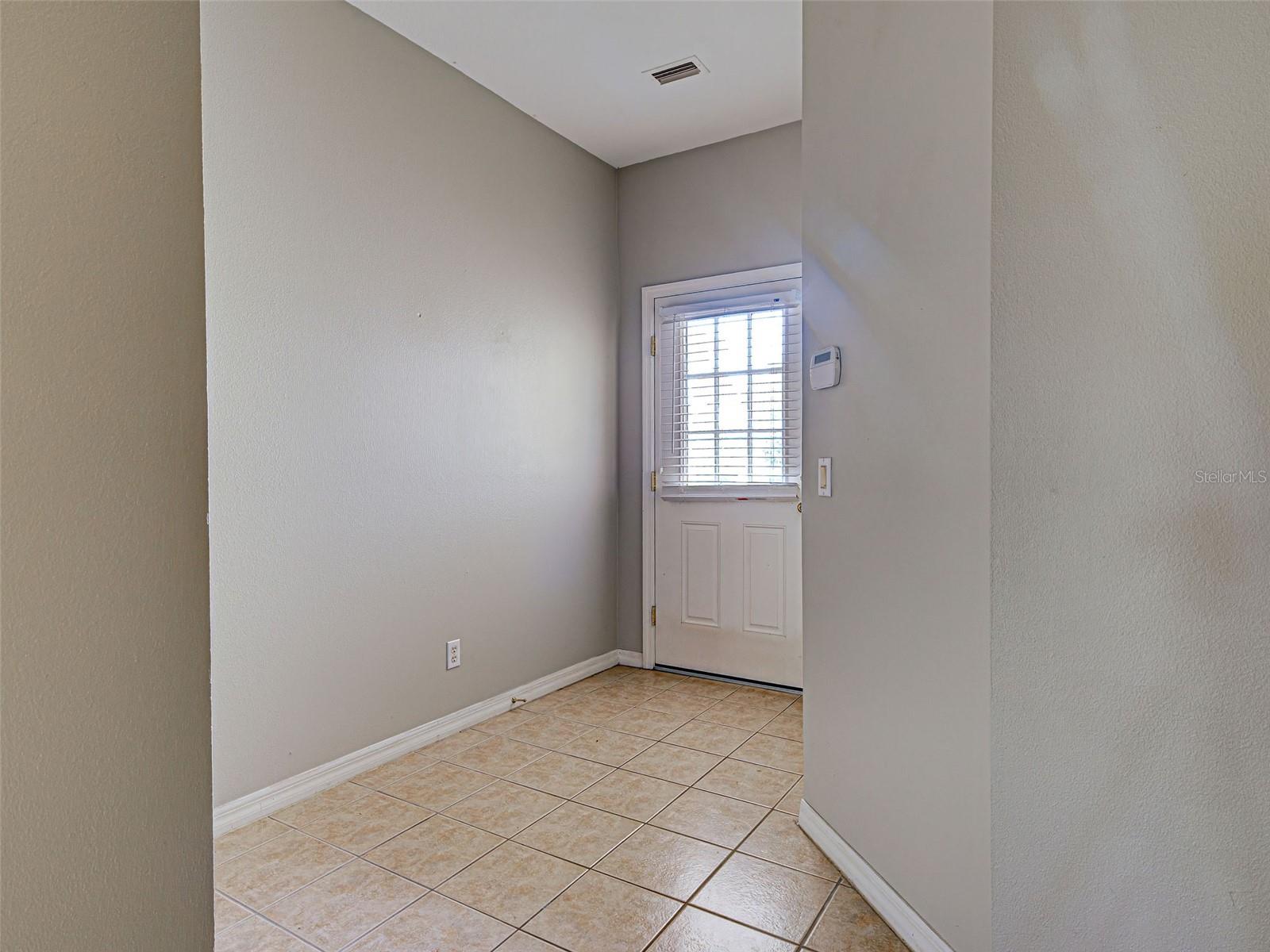 Image 7 of 53 For 1273 Jonah Drive