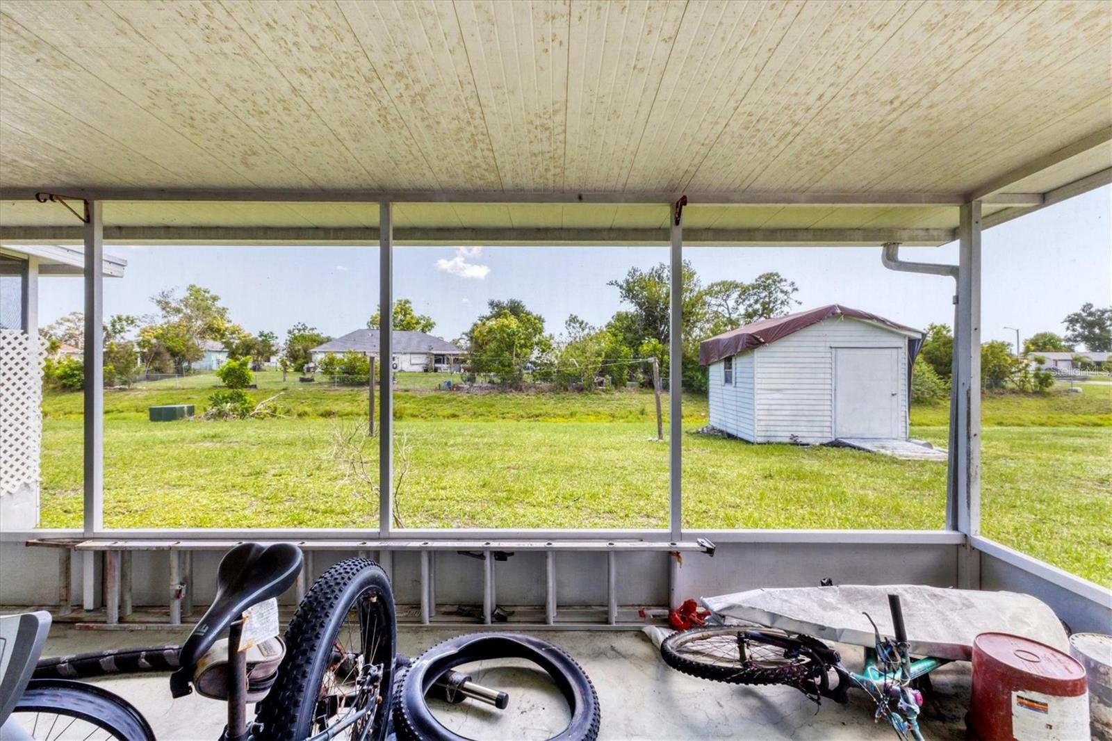 Image 21 of 25 For 5983 Hobhill Avenue