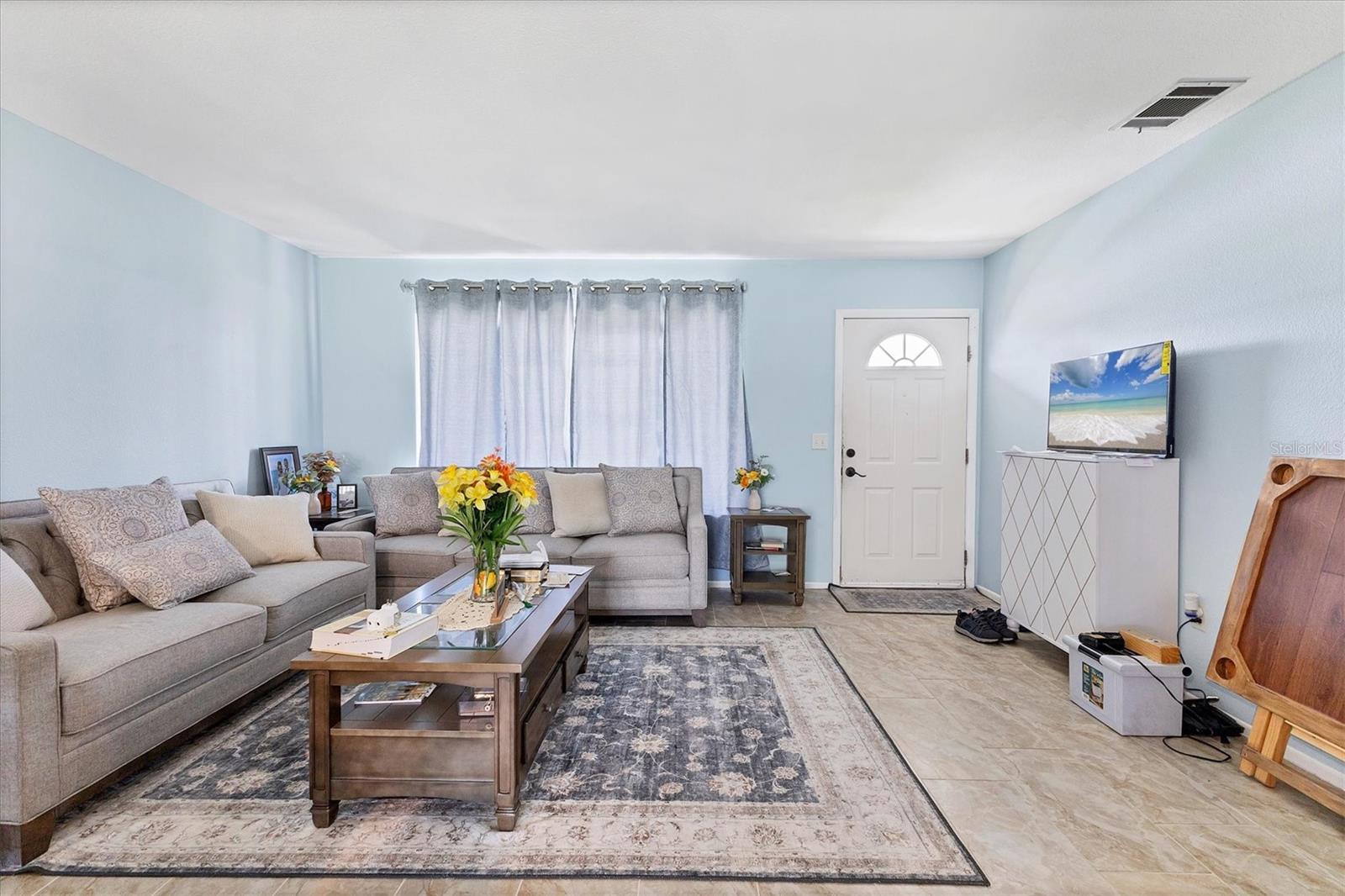 Image 4 of 25 For 5983 Hobhill Avenue