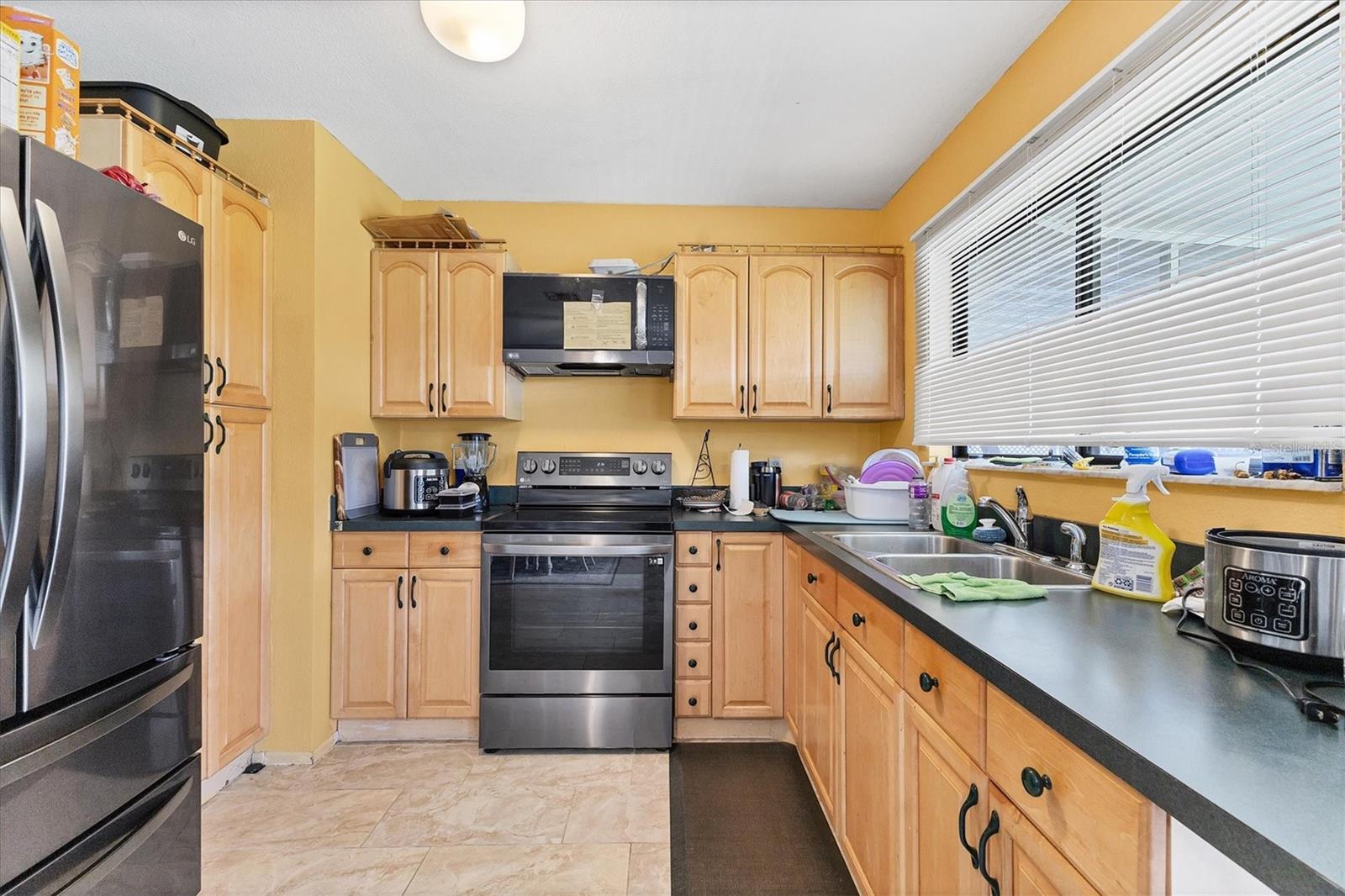 Image 8 of 25 For 5983 Hobhill Avenue