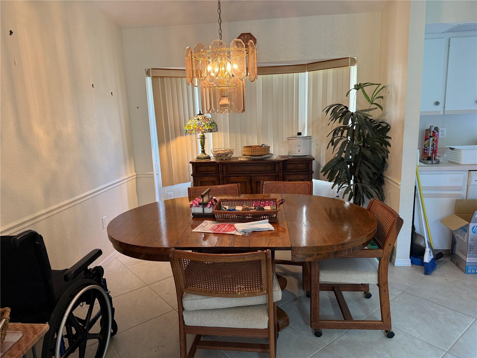 Image 12 of 42 For 26312 Deep Creek Boulevard