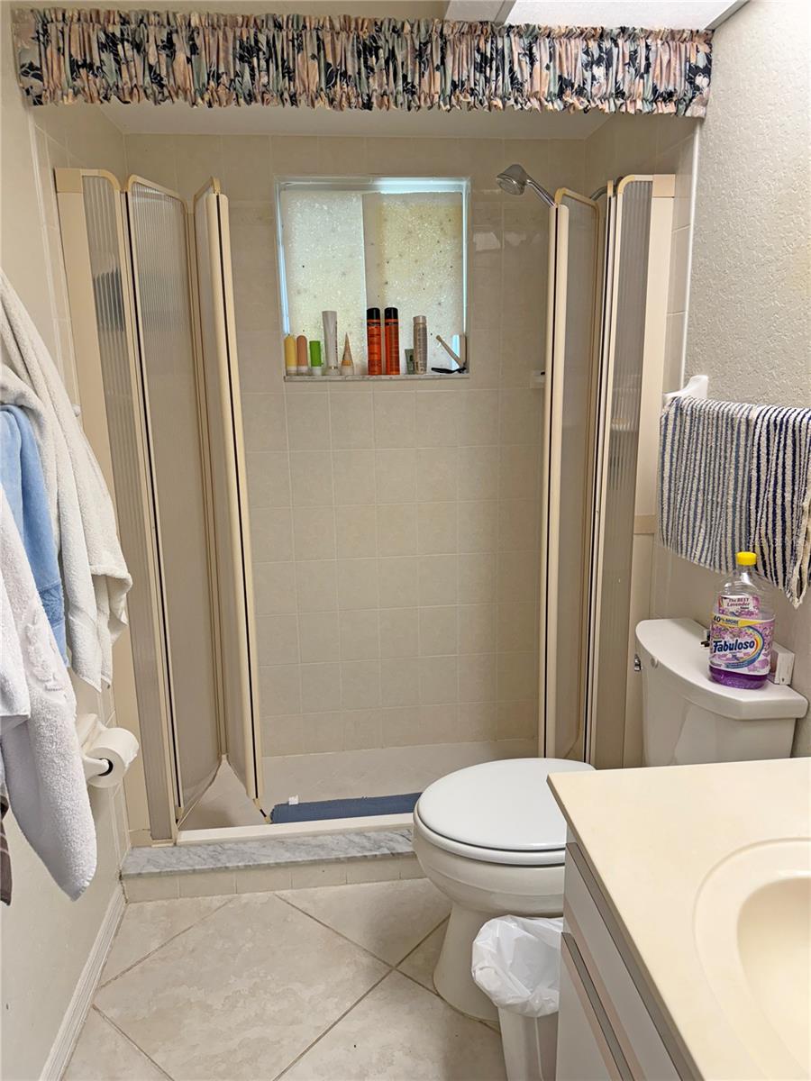 Image 15 of 42 For 26312 Deep Creek Boulevard