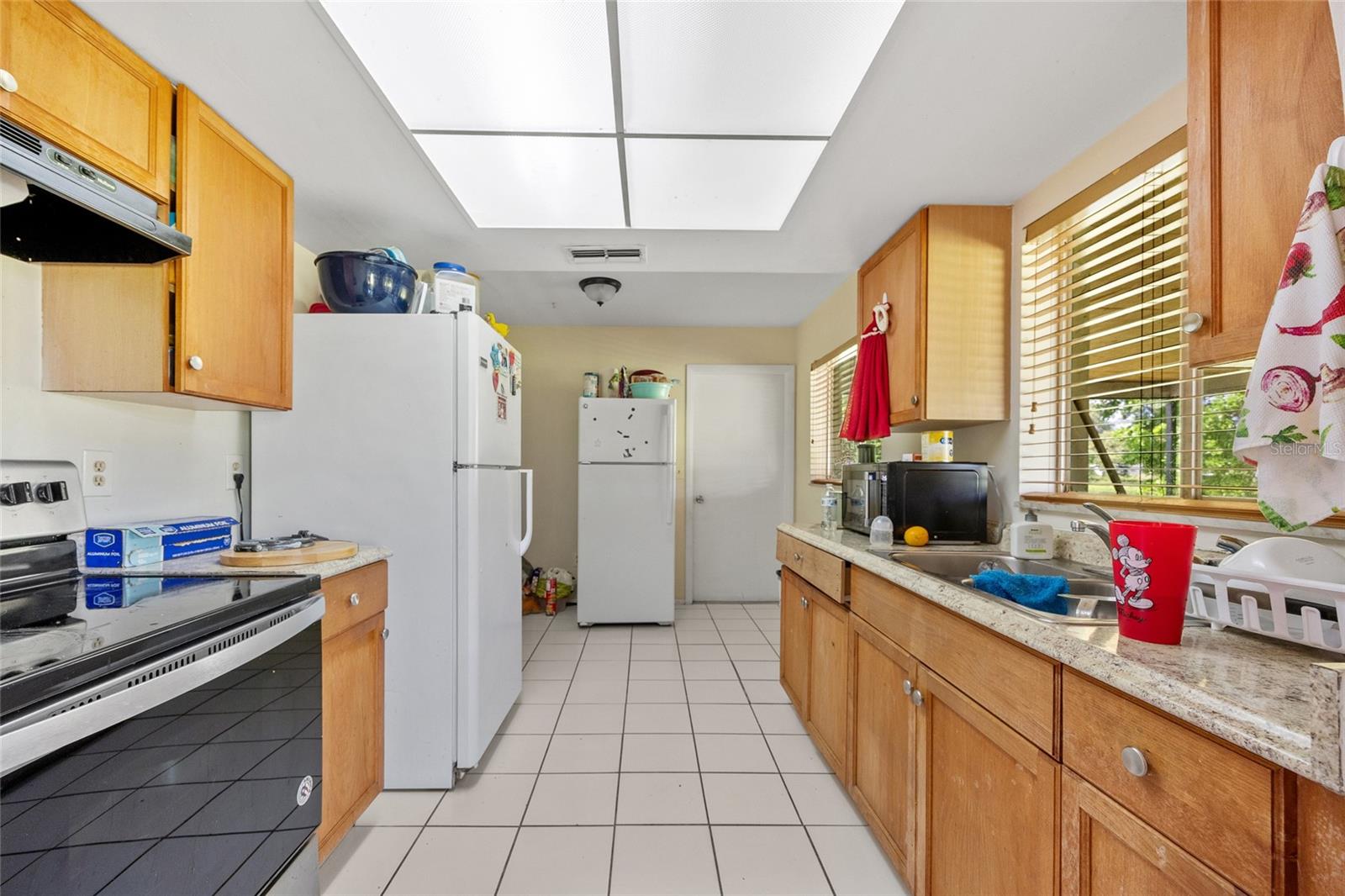 Image 7 of 30 For 6220 Meadowview Circle