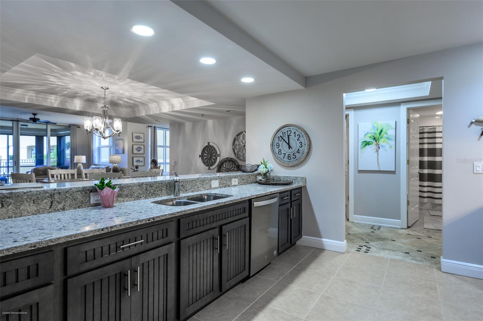 Image 12 of 59 For 3313 Sunset Key Cir  107