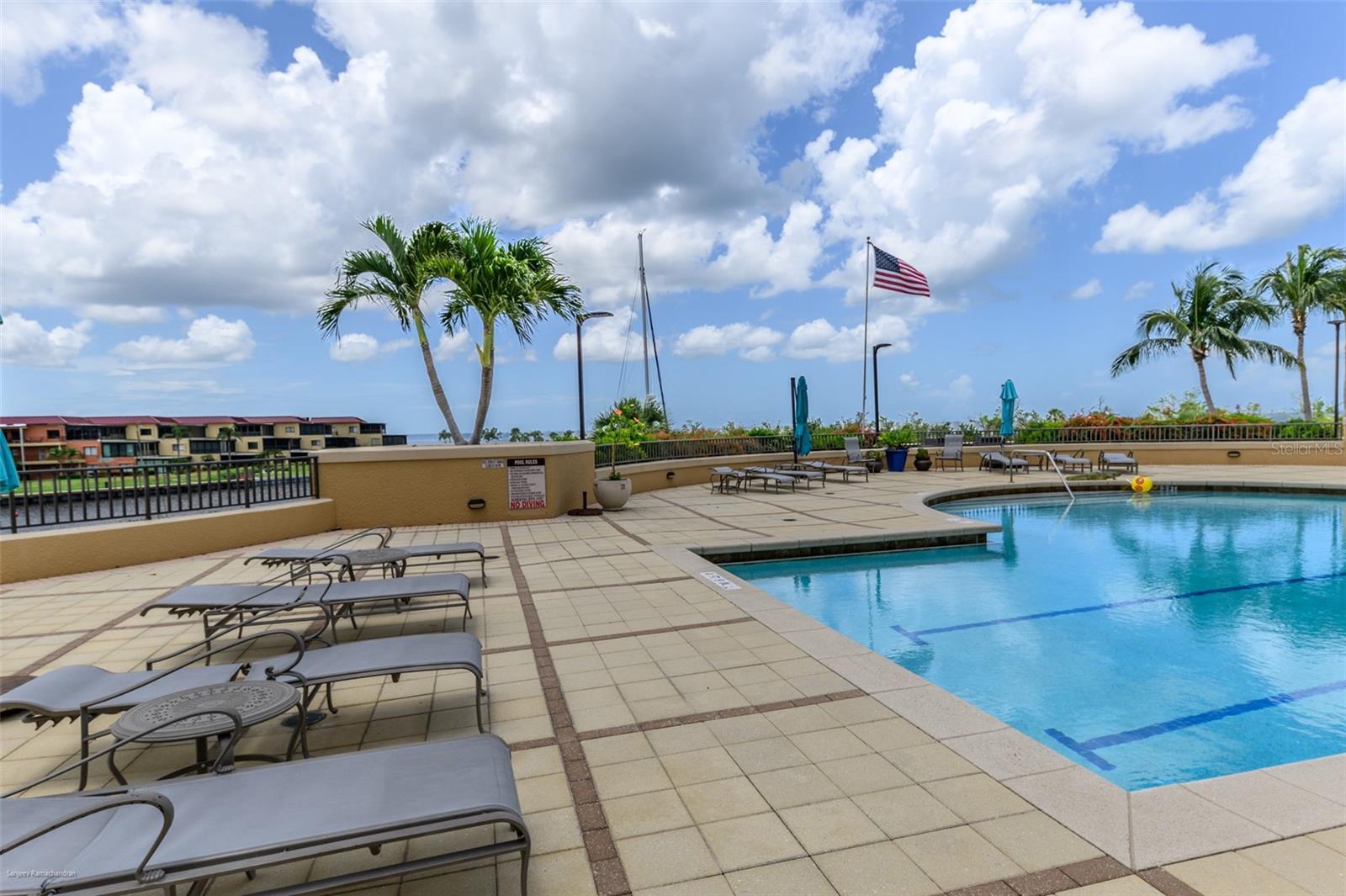 Image 55 of 59 For 3313 Sunset Key Cir  107