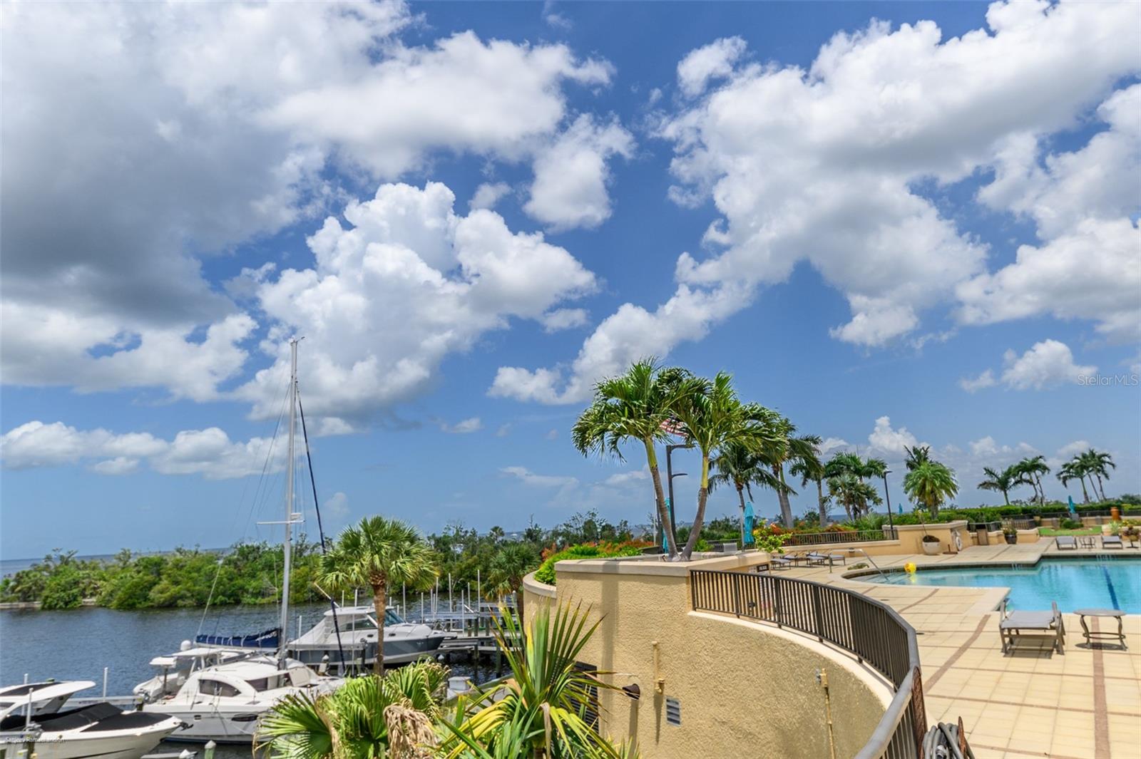 Image 58 of 59 For 3313 Sunset Key Cir  107