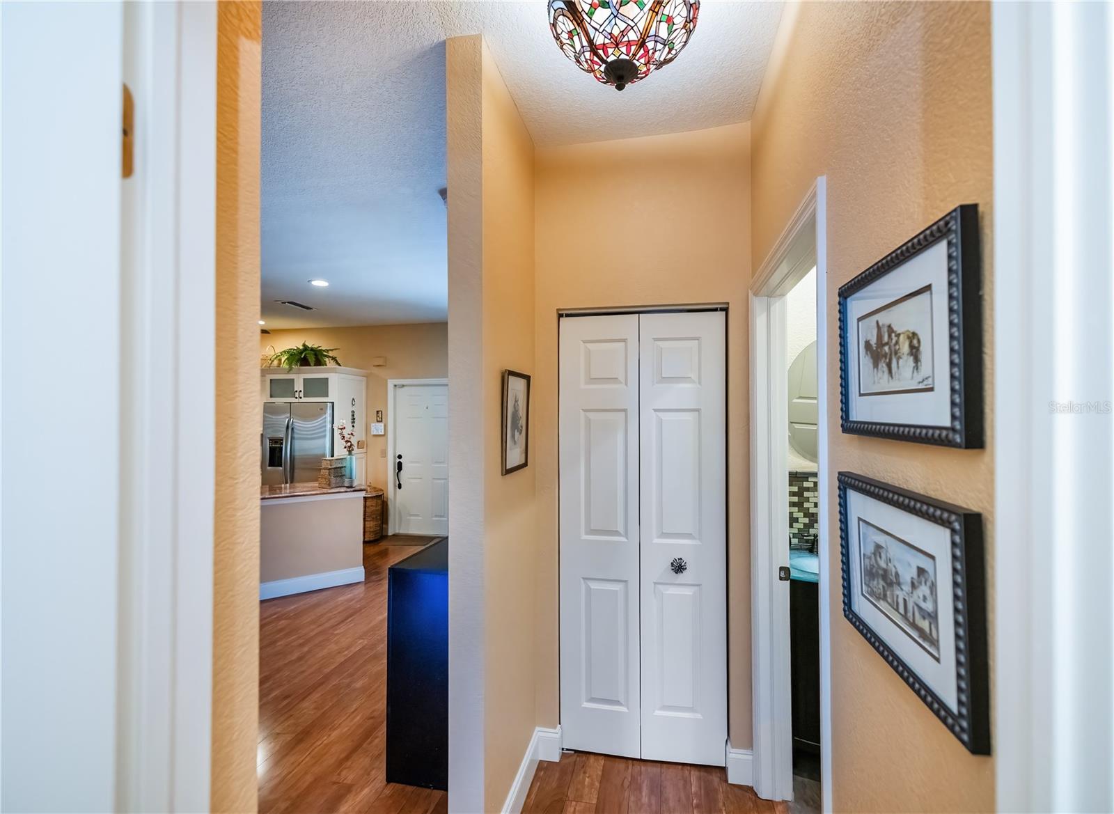 Image 35 of 68 For 1318 Red Oak Lane