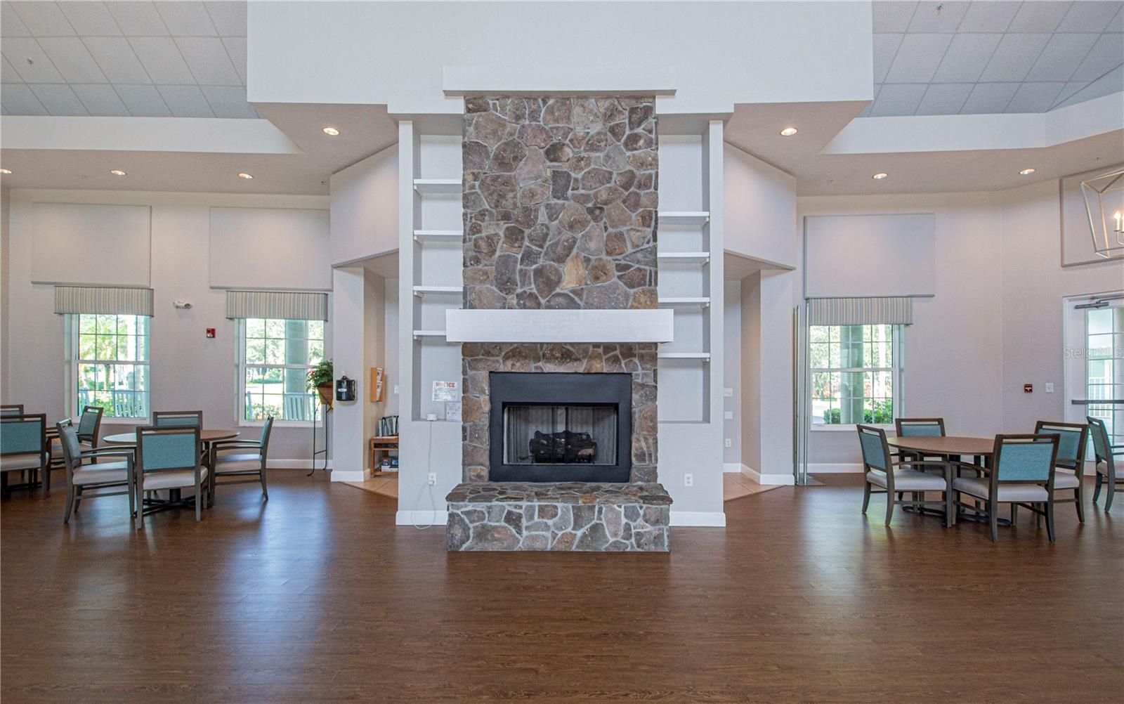 Image 50 of 68 For 1318 Red Oak Lane