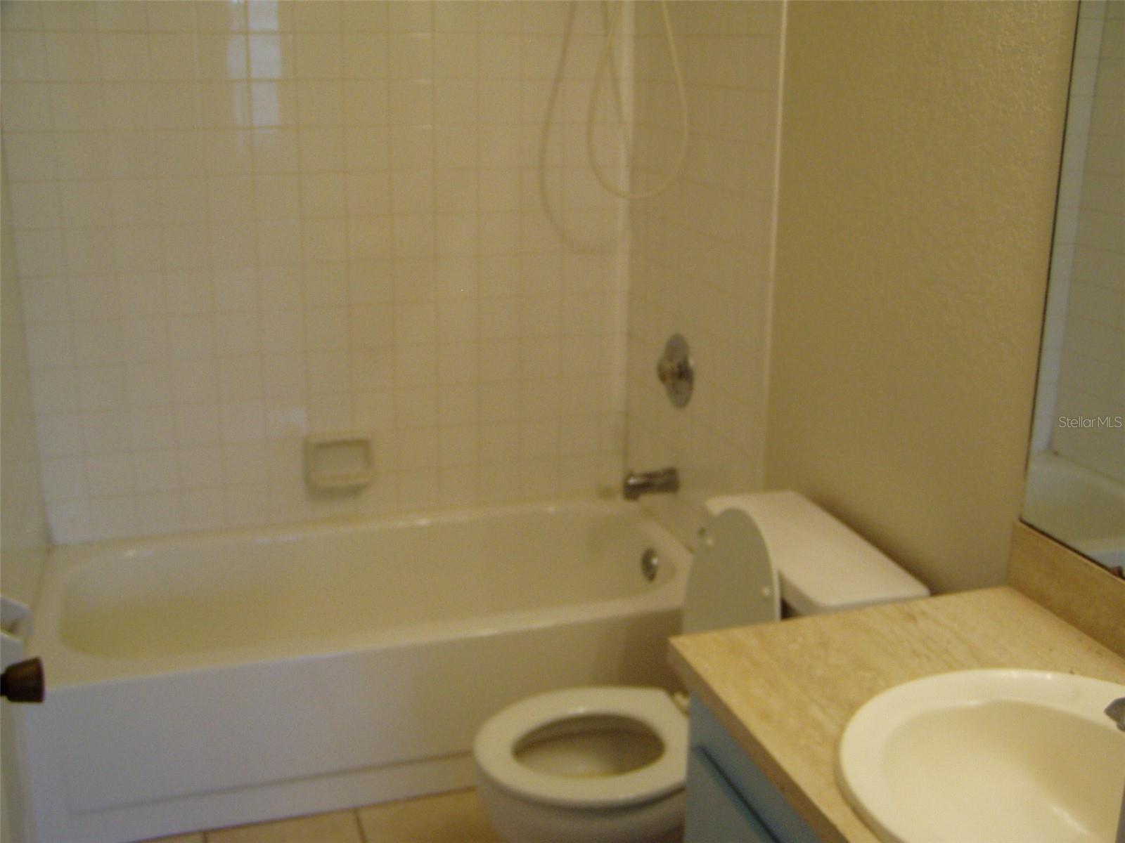 Image 8 of 10 For 25100 Sandhill Boulevard 202