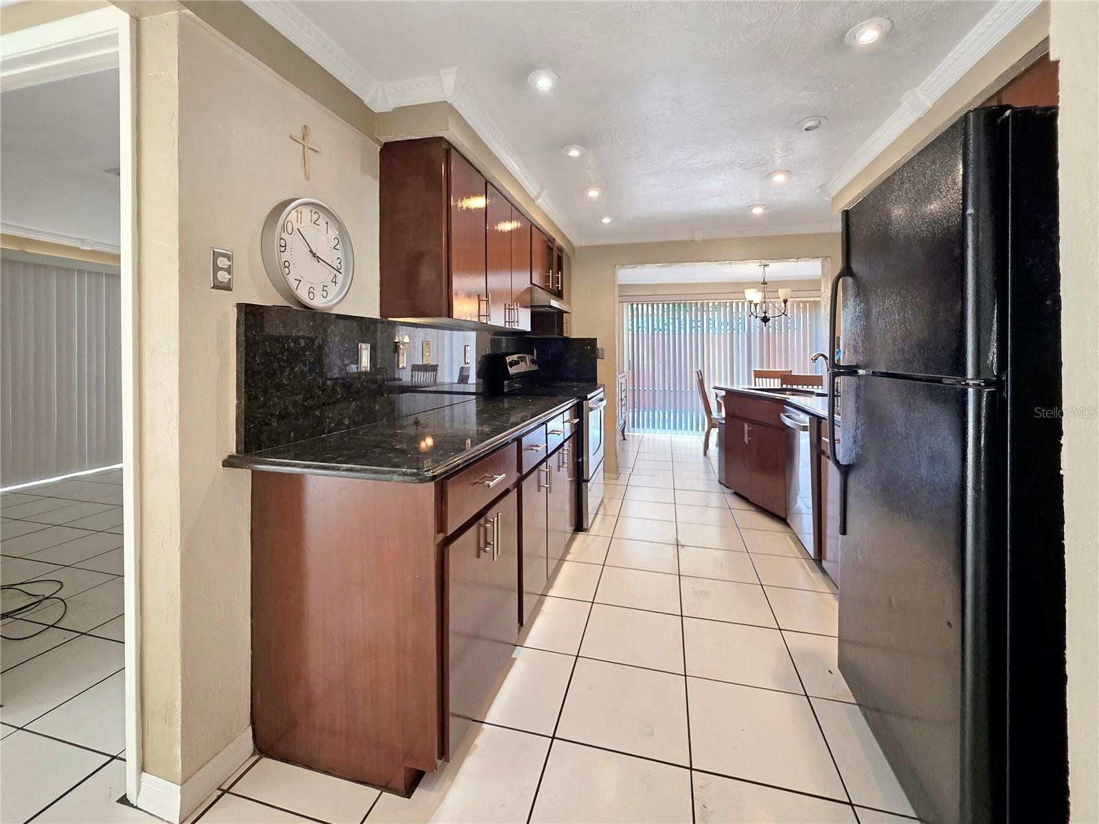 Image 18 of 40 For 2131 Heasley Road