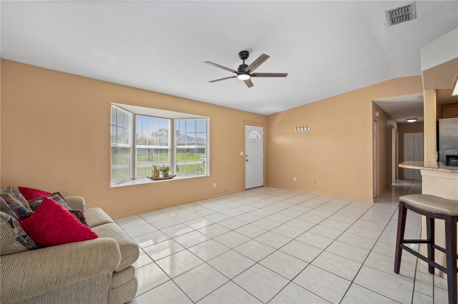 Image 9 of 51 For 1006 2nd Avenue