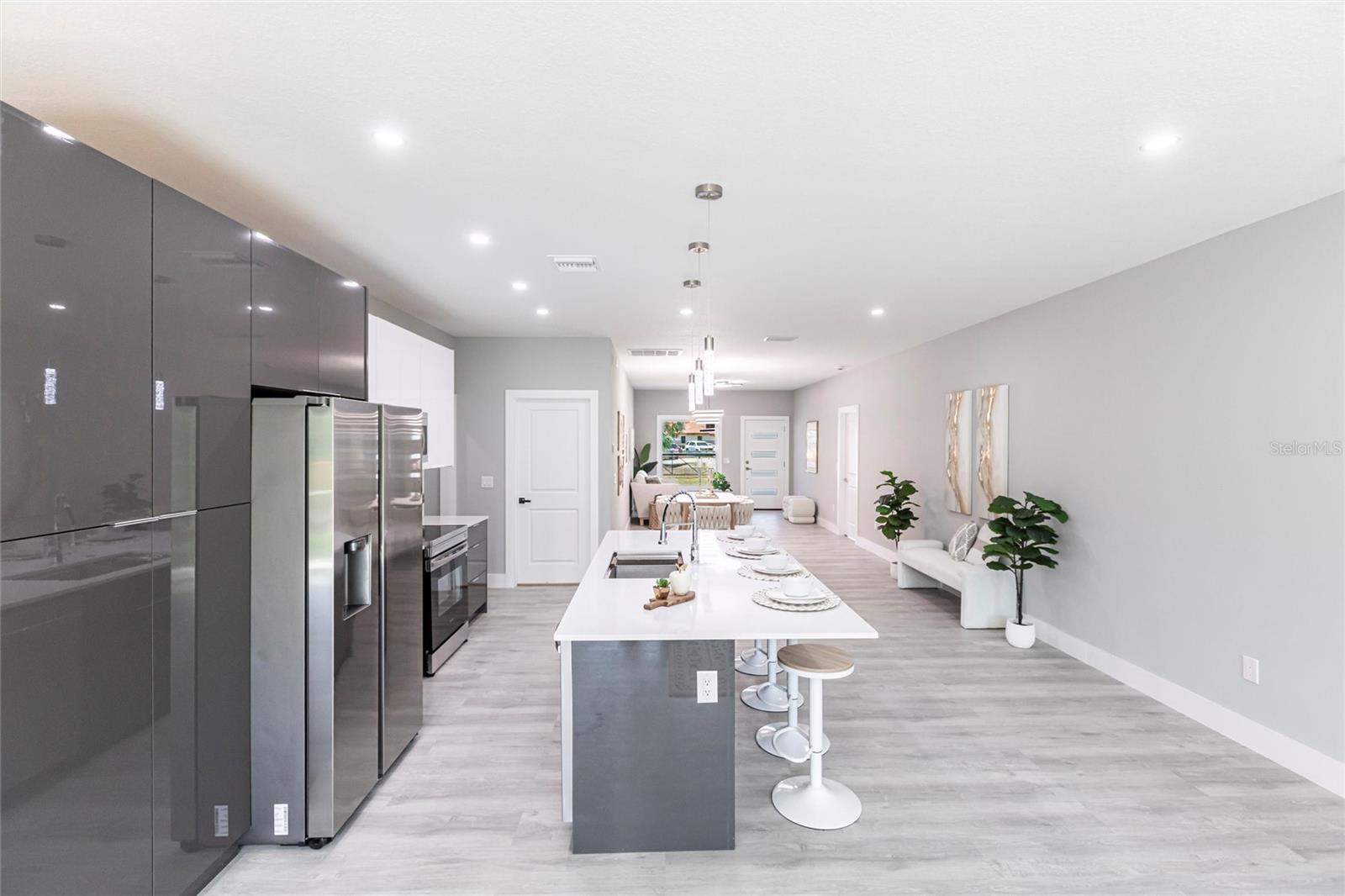 Image 13 of 53 For 14372 Tugwell Avenue