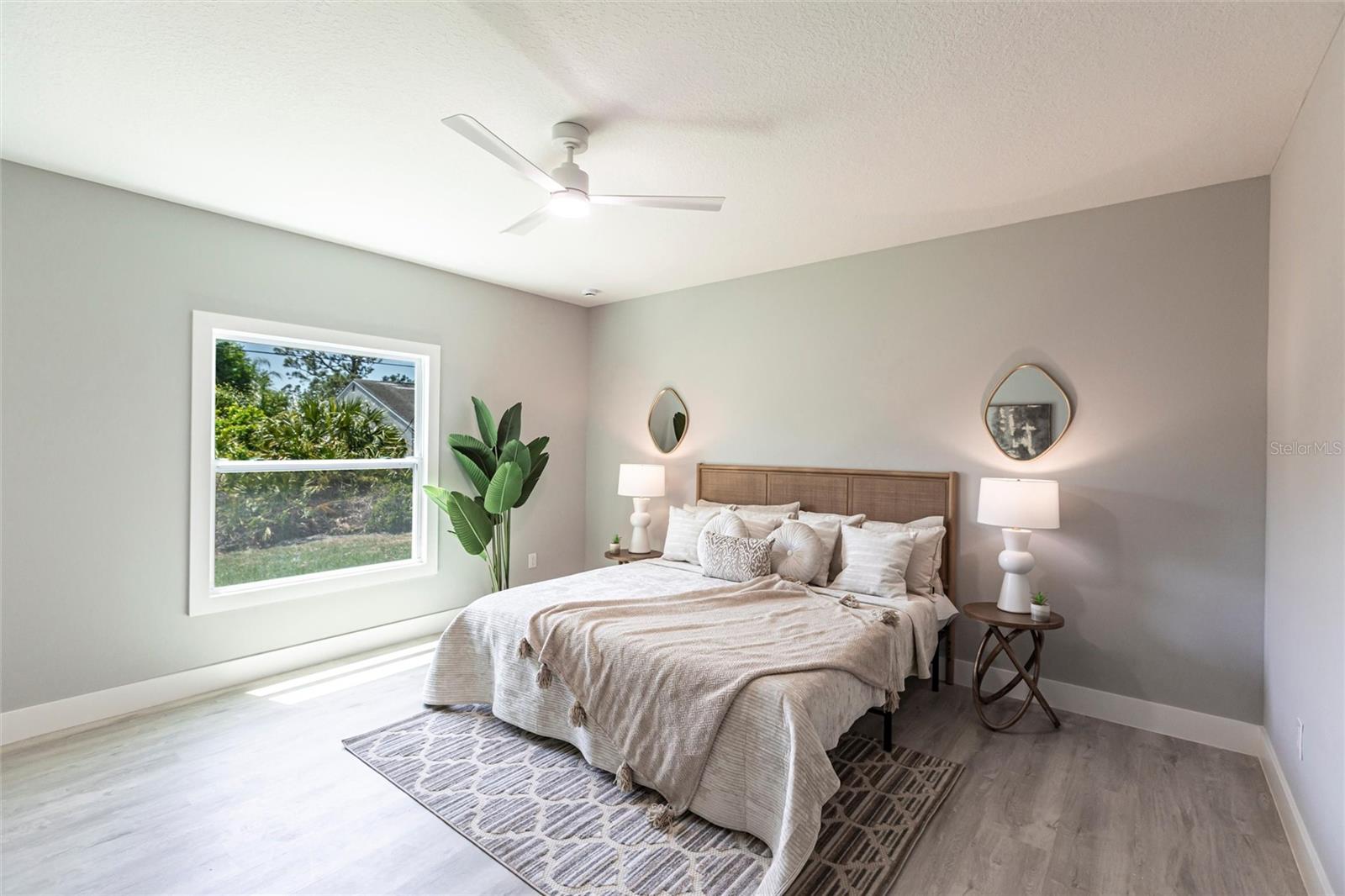 Image 19 of 53 For 14372 Tugwell Avenue