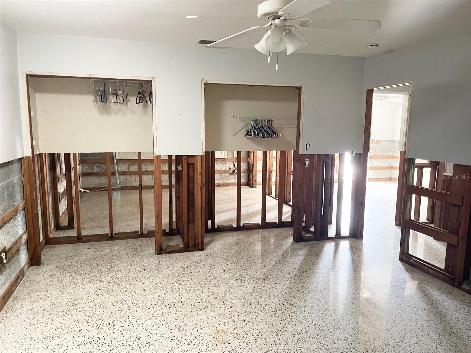 Image 13 of 26 For 617 Olympia Avenue