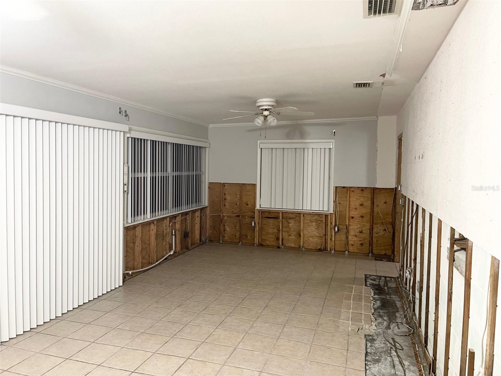 Image 16 of 26 For 617 Olympia Avenue