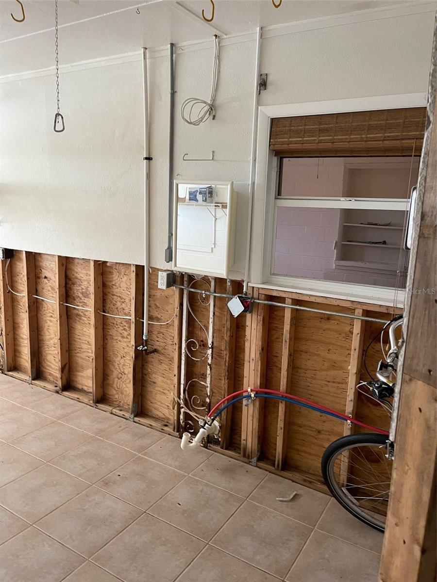 Image 22 of 26 For 617 Olympia Avenue