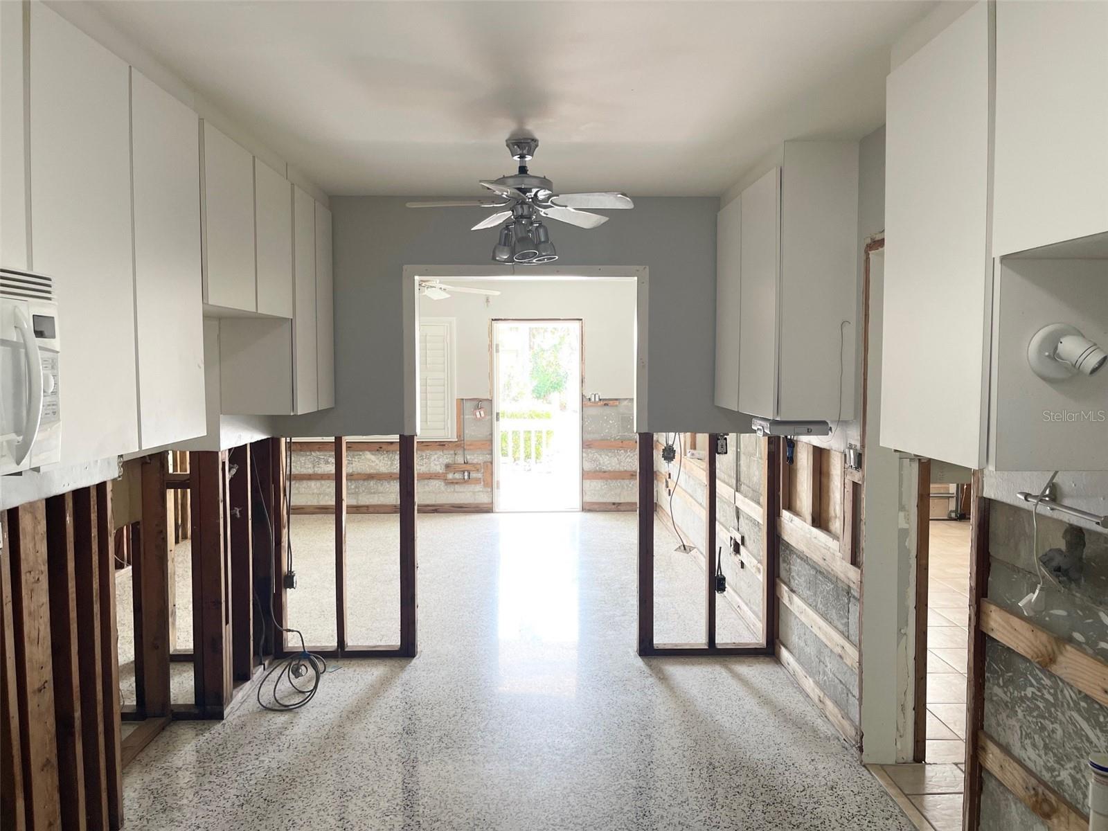 Image 5 of 26 For 617 Olympia Avenue