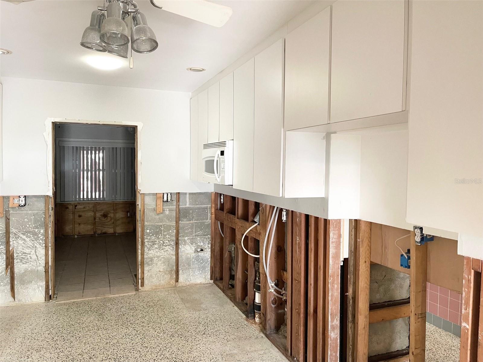 Image 6 of 26 For 617 Olympia Avenue