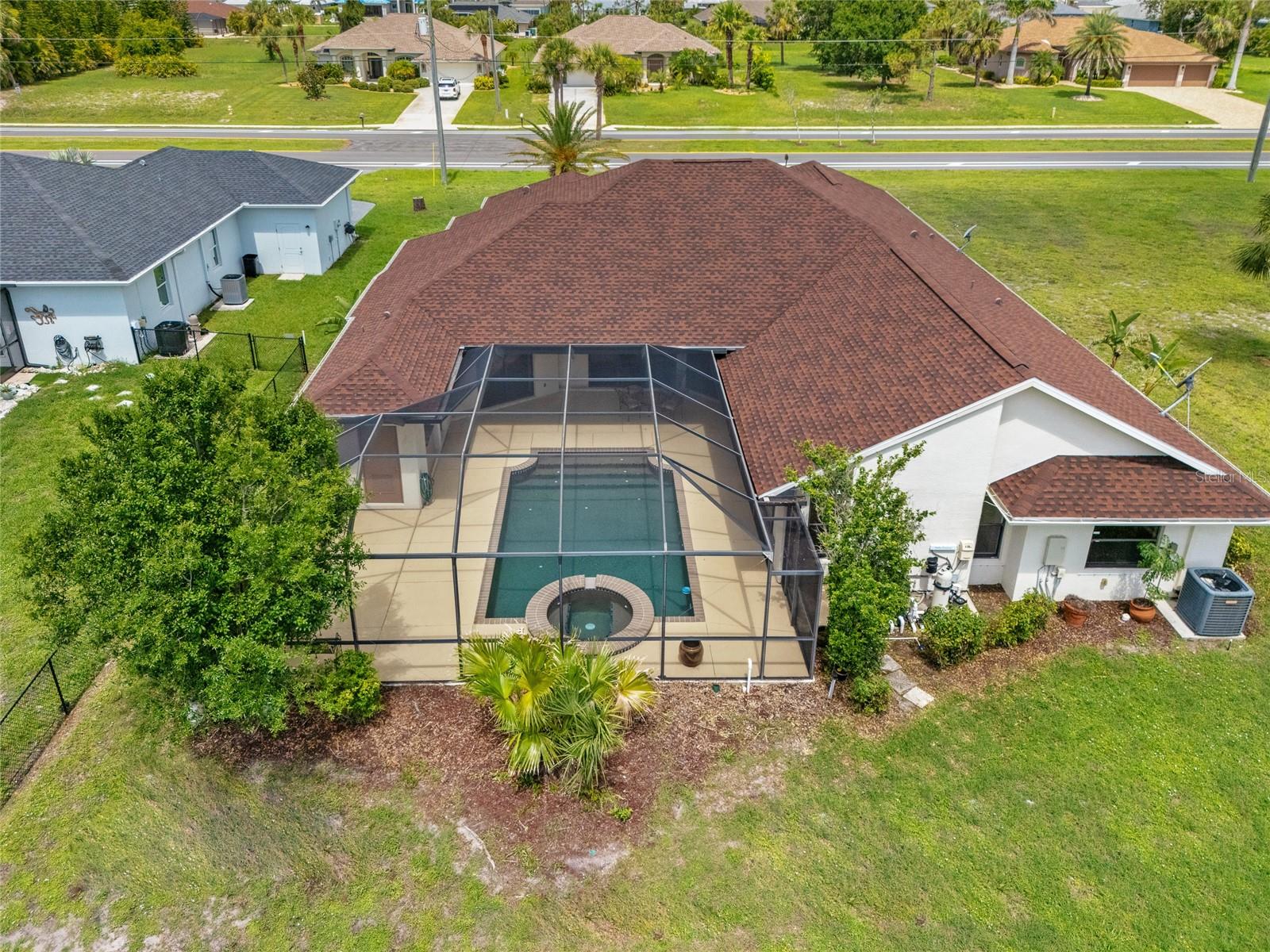 Image 27 of 34 For 264 Rotonda Boulevard N