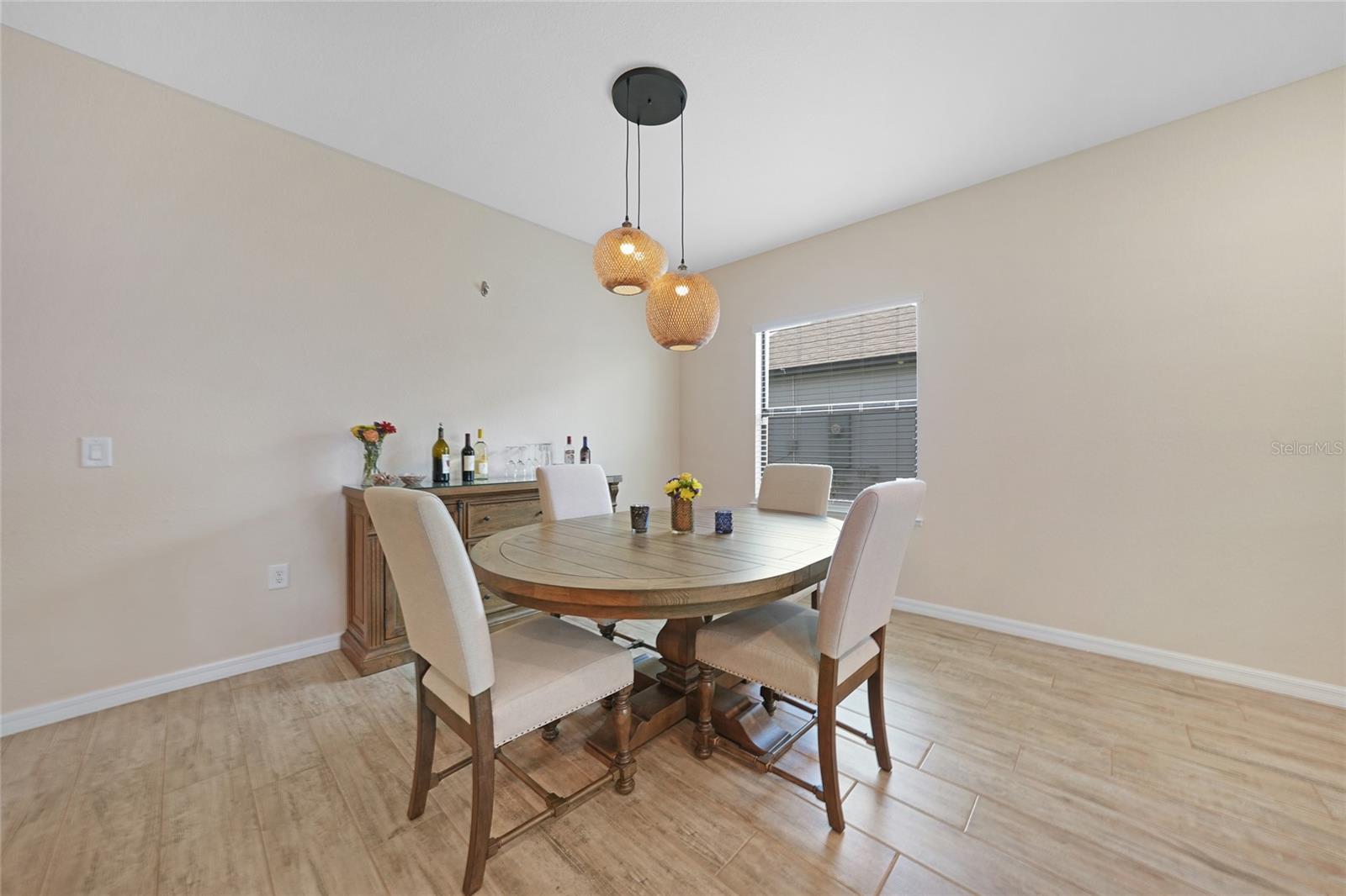 Image 10 of 48 For 15261 Mille Fiore Boulevard