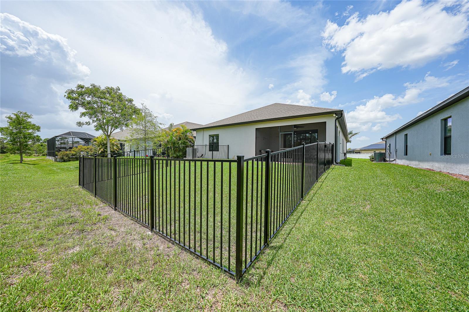 Image 37 of 48 For 15261 Mille Fiore Boulevard