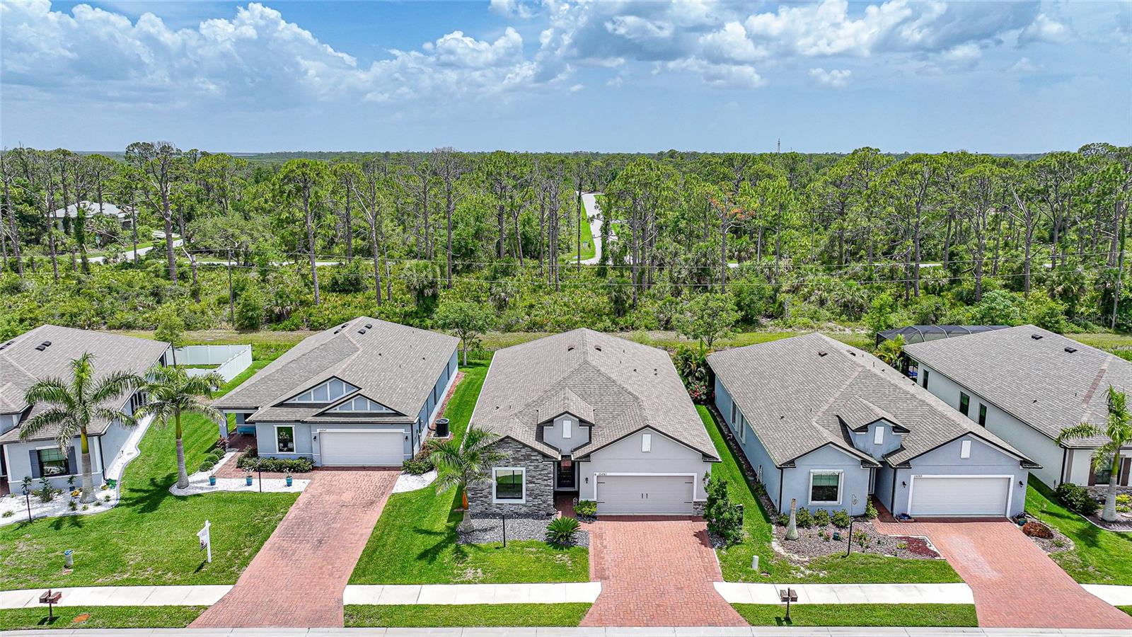 Image 40 of 48 For 15261 Mille Fiore Boulevard